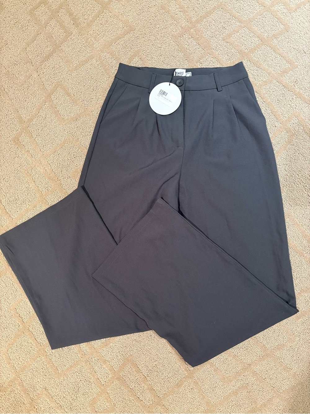 Princess Polly Men's Straight-Leg Pants in Dark Charcoal